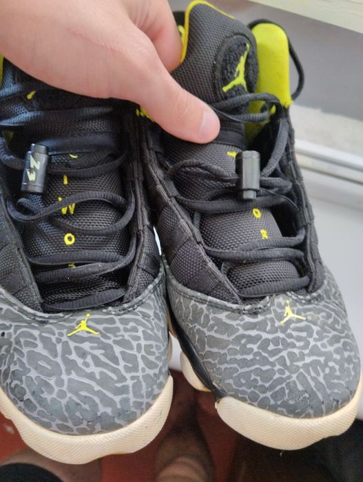 Крассовки женские nike  Jordan