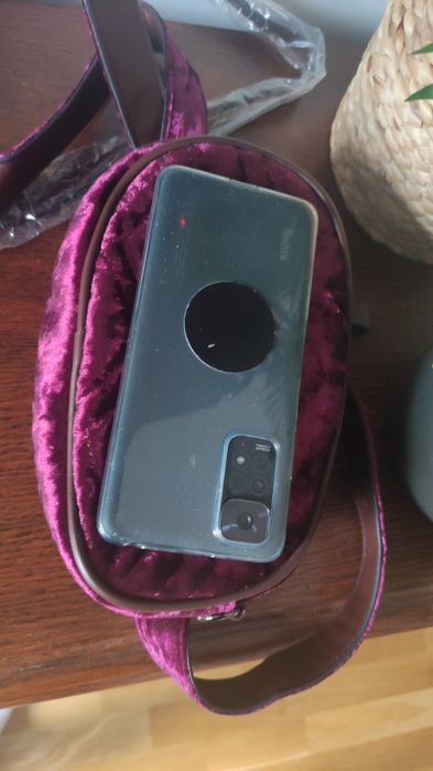 Nowa, welurowa bordowa nerka / torebka.