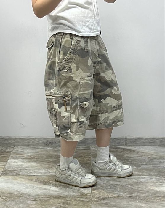 Вінтажні широкі камо шорти BAGGY opium rap camo shorts широкие шорты опиум archive