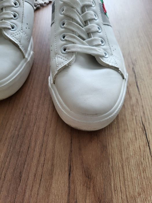 Trampki Reporter Young 38   j. nowe