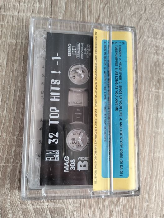 Kaseta magnetofonowa 32 Top hits