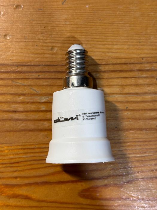 Adapter przejściówka E14 na E27