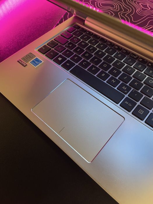 ASUS UltraBook Metal 14" i5 | 8GB | SSD l