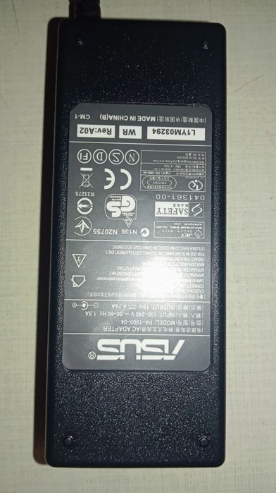 Зарядка для ноутбука Нова