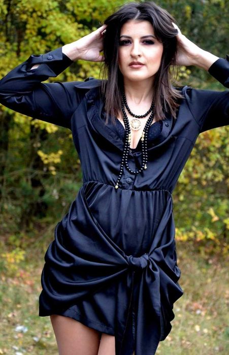 Sukienka super elegancki materiał