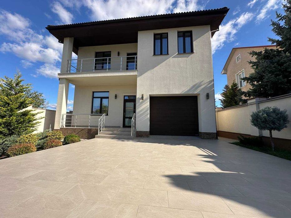 Продажа дома в Совиньоне-2 у моря — 193 м², ремонт, участок 5 соток.