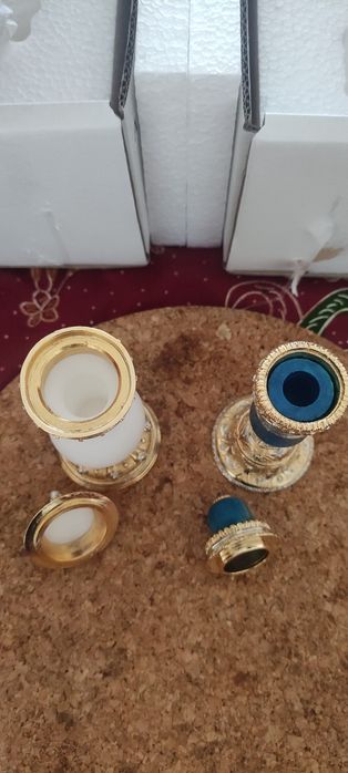 Castiçais de porcelana