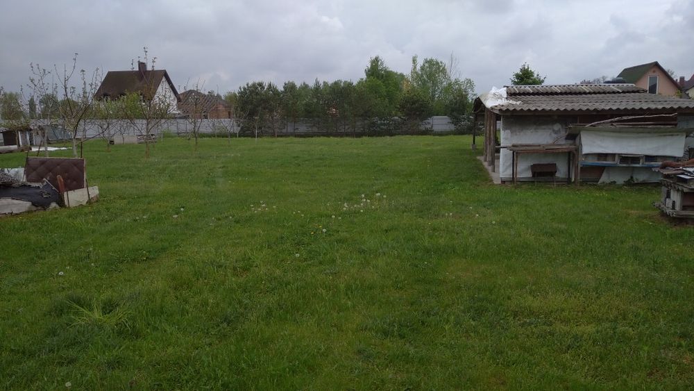 Літній будинок з озером. Дударків. Бориспільський район.