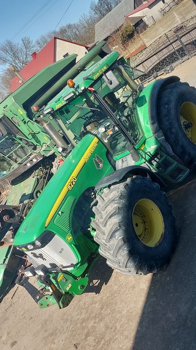 John Deere 8220 nie 7930 . 8330