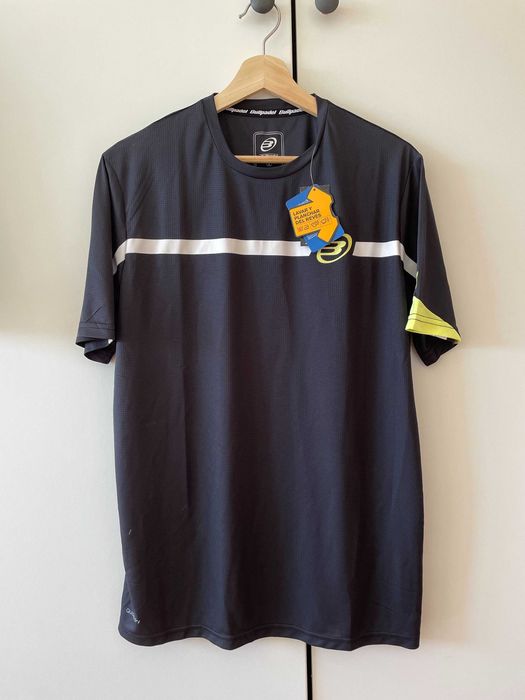 T-shirt Bullpadel NOVA (tamanho L)