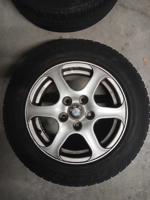 Jantes BMW 15” + Pneus em Excelente Estado — Oportunidade!