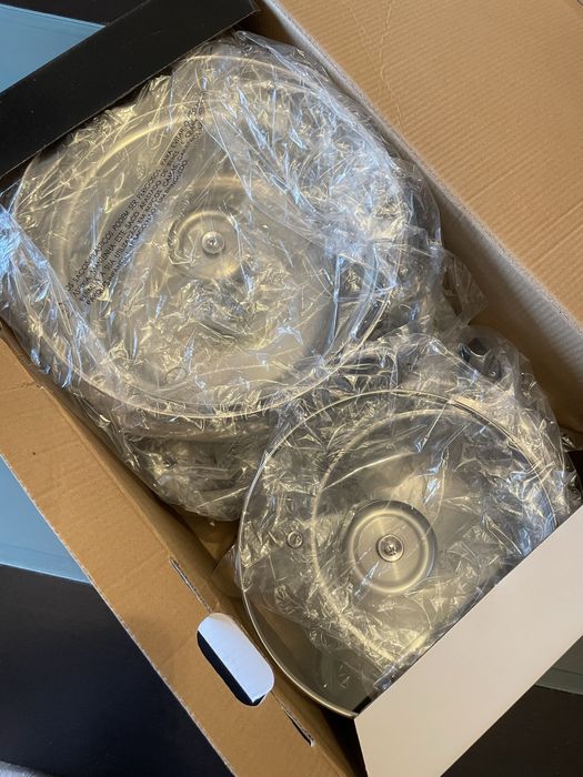 NUNCA USADO! Trem de Cozinha de 5 peças - todas as fontes de calor