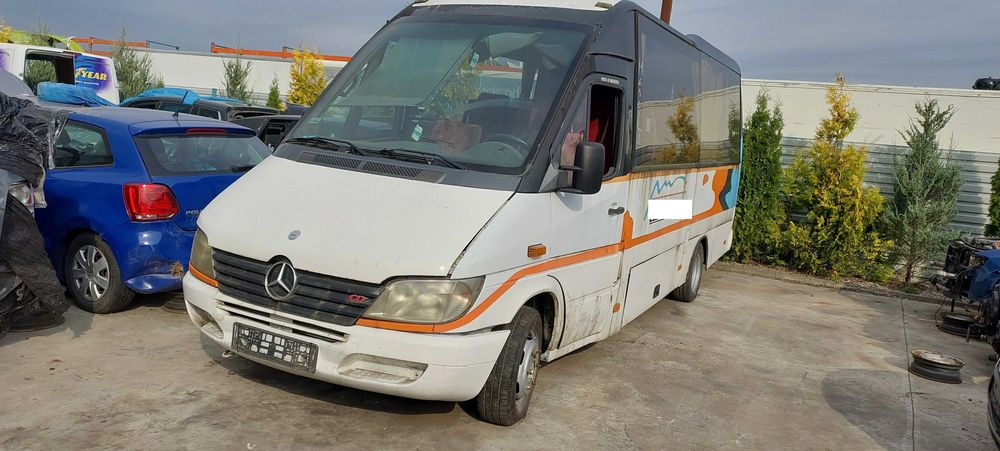 Mercedes Sprinter 413 autobus 2.7CDI NA CZĘŚCI