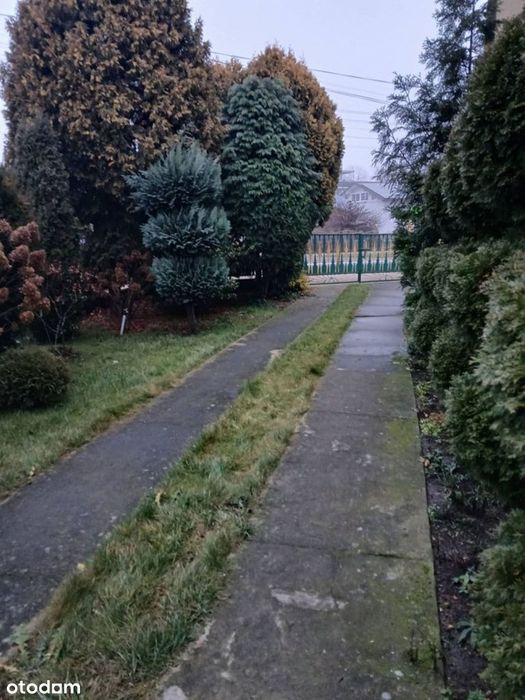 Dom 180m2 + budynek gospodarczy, działka 1040m2, ul. Obrónców Zambrowa