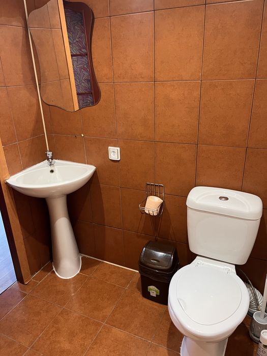 Оренда будинку з басейном, альтанки, бані .