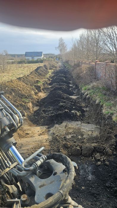 Usługi koparkoładowarką i minikoparką