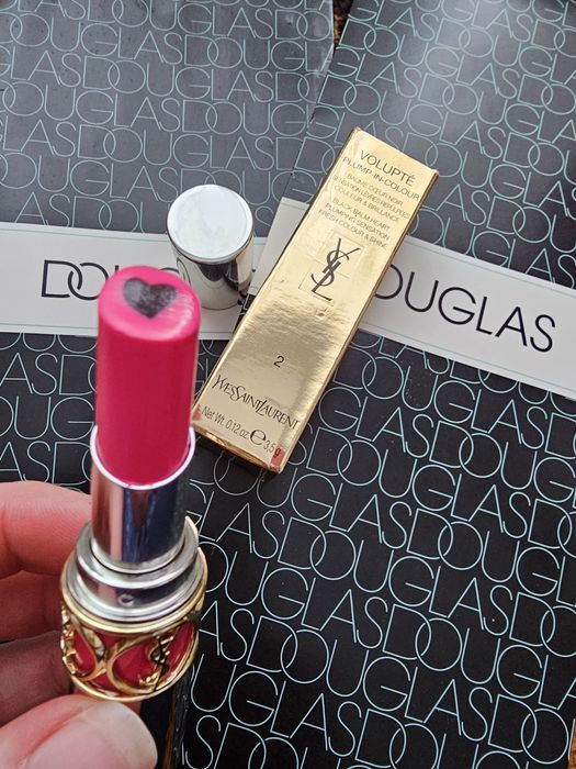YSL Volupte Plump-in Colour nr 2 Dazzling Fuhsia