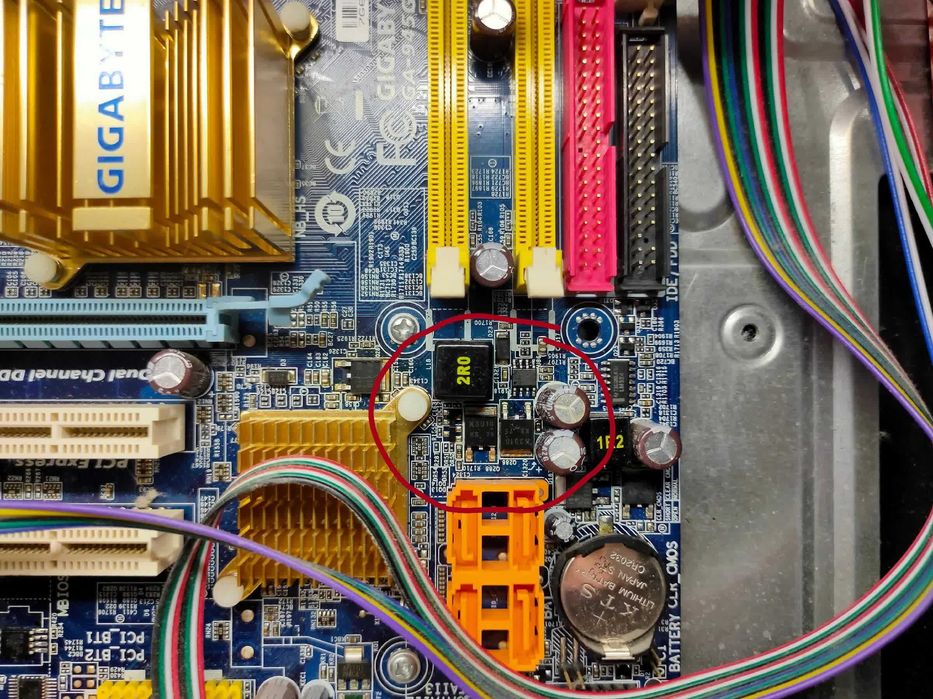 Продам материнську плату GigaByte GA-945GCMX-S2