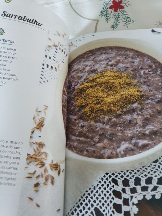 Livro de Receitas Portugal à Mesa
