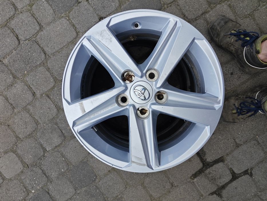 Felga alu 5x114,3 Toyota R16 J7 ET40