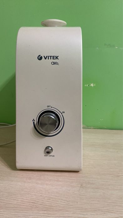 Зволожувач повітря Vitek VT1760