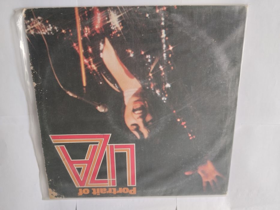 Portrait Of Liza em Vinil