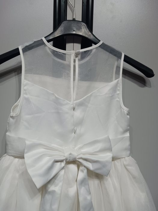 Sukienka okolicznościowa rozm. 134 / nowa