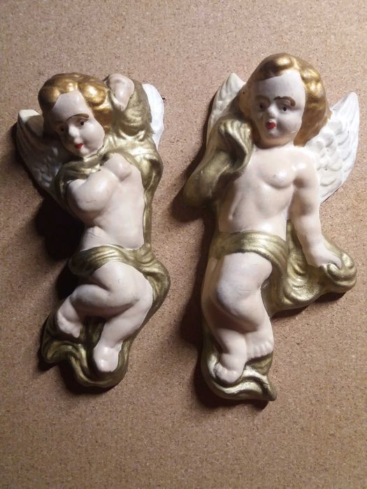 Gipsowe aniołki cherubinki putto