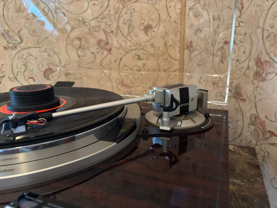 Gira discos Viktor QL-Y55F