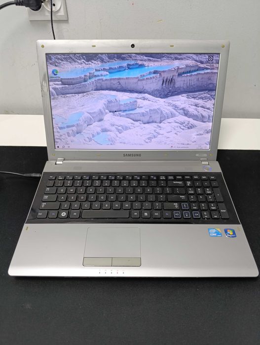SPRAWNY Laptop Samsung RV511 Intel Core i3 dysk 320GB HDMI Windows 10