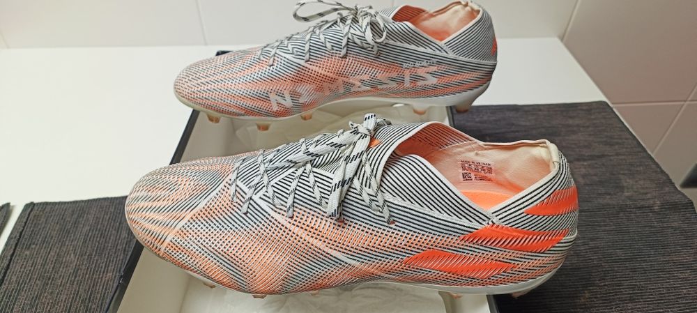 Chuteiras Adidas Nemeziz.1 FG