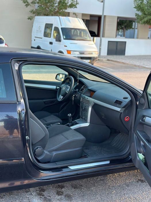 Opel Astra GTC 1.3 CDTi