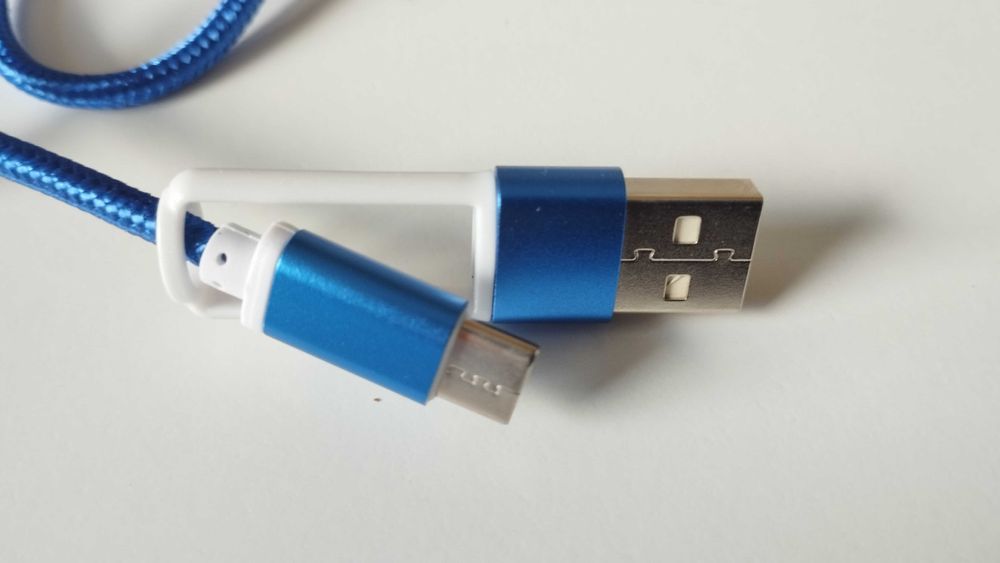 Kabel do ładowania 5 w 1 z podwójnym wejściem