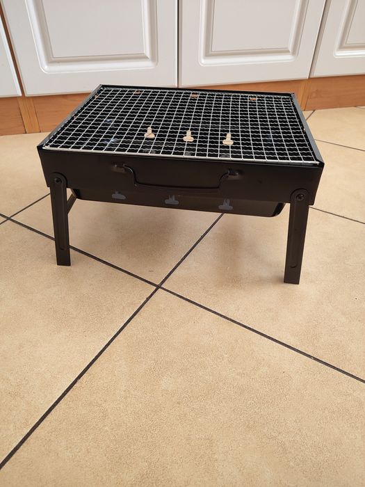 Nowy czarny przenośny mini grill walizka
