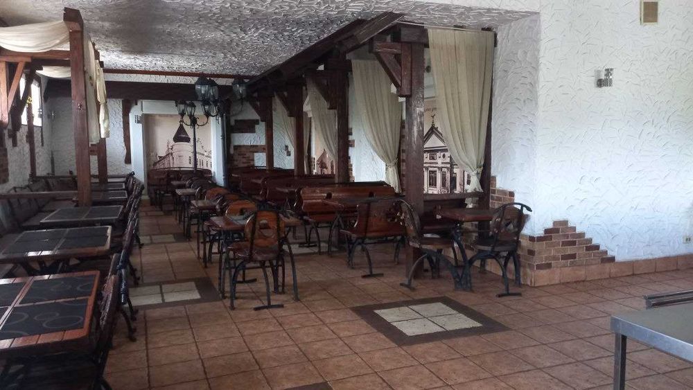Комерція з ремонтом та комунікаціями, 172м2