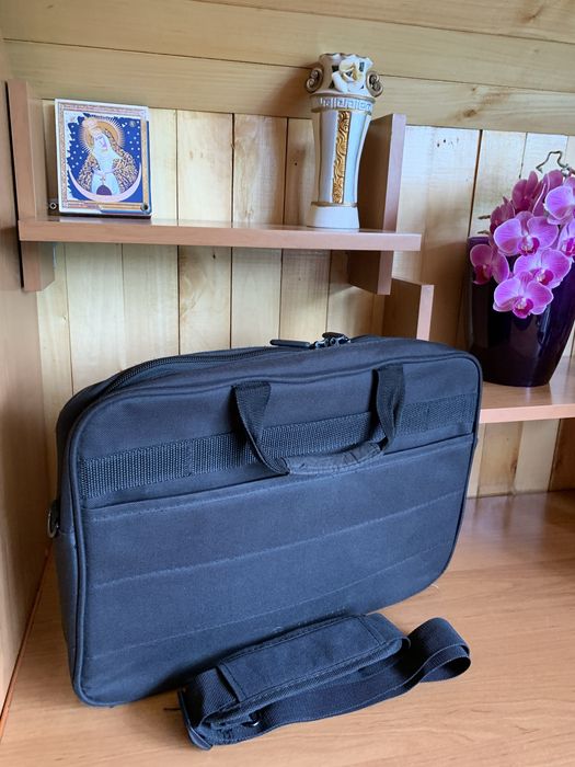 Сумка портфель фірмена “hp” для ноутбука на 15.6 дюймів 40*30*5 см