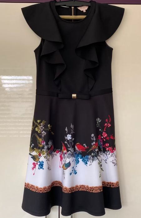 Нарядна сукня Ted Baker неймовірна