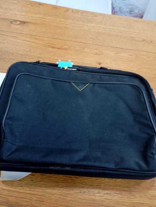 New Laptop Bag.445756931121489921