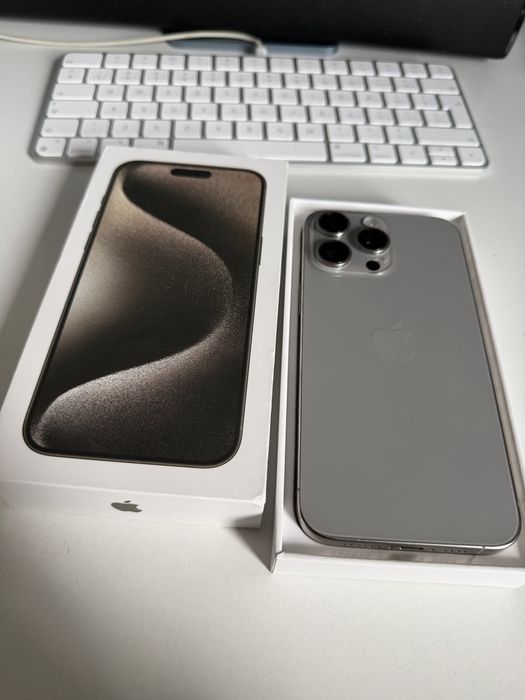 Bateria 100% iPhone 15 Pro Max 256gb Natural Titanium Idealny