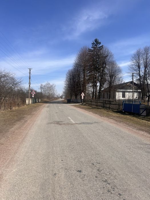 Земельна ділянка в с. Дубовець з призначенням під будівництво