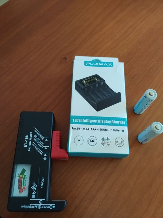 Carregador de pilhas + avaliador de pilhas