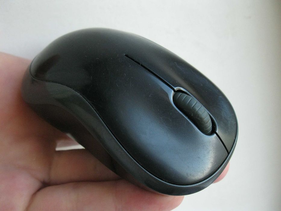 Мышь Logitech M185