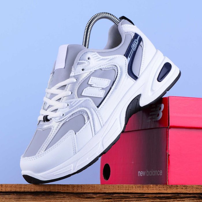 ほぼ新品 AZLA NOIR BLANC 2091) SALE! Зимові кросівки у стилі New Balance 530 з хутром (36