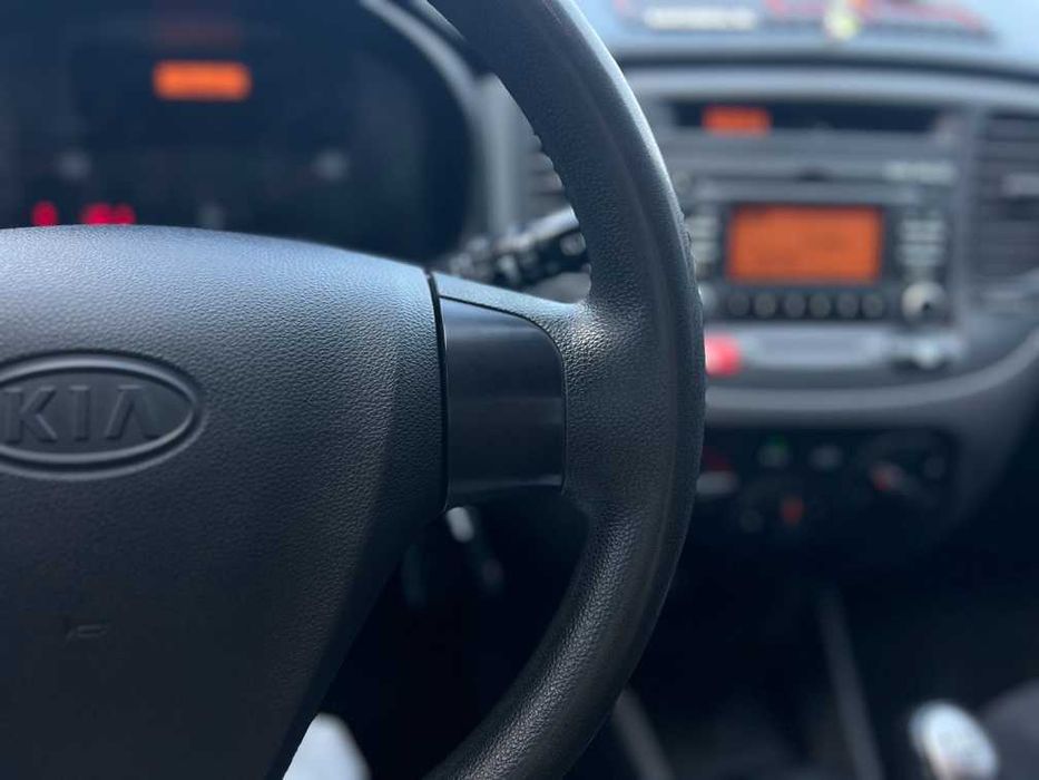 Kia Rio      2009