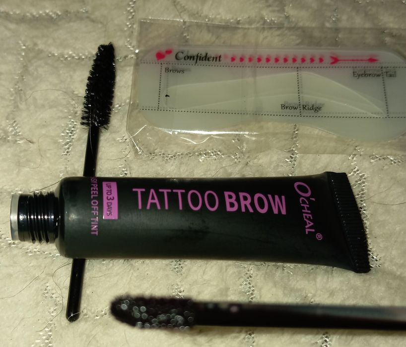 Makijaż  , stylizacja brwi , ekspresowy tatuaż , tylko 3 minuty