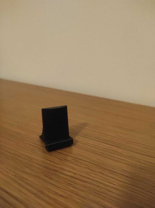 Suporte para Fones PS5 – Design Perfeito e Discreto!