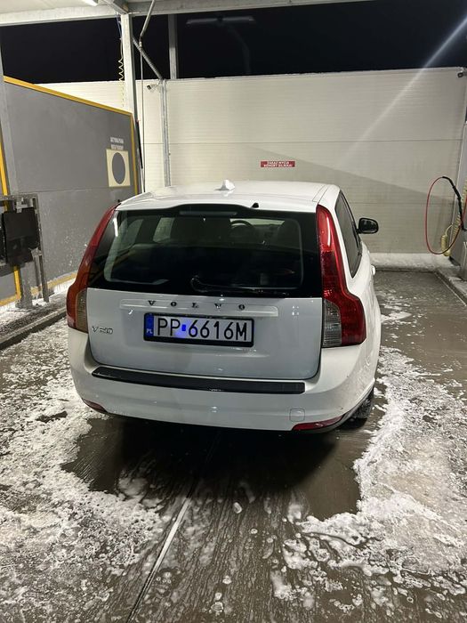 Sprzedam Volvo v50 2010