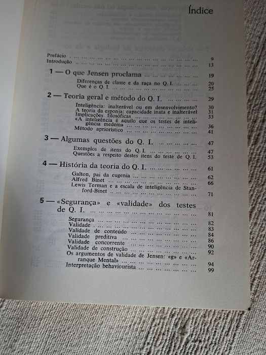 Dois livros sobre racismo baratos