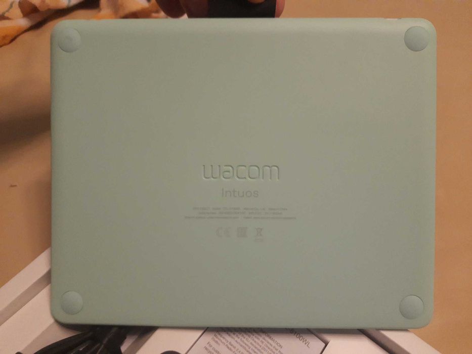 Tablet graficzny Wacom Intuos S BT pistacjowy