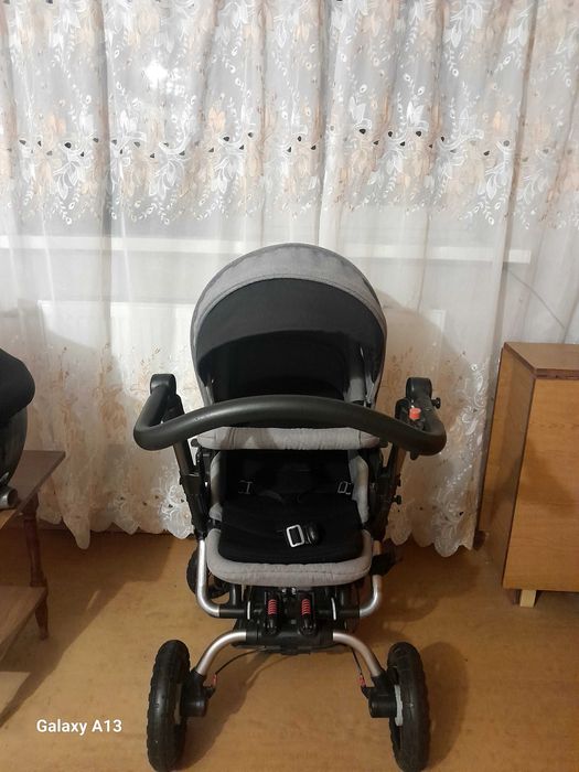 Продам коляску 2в1.
